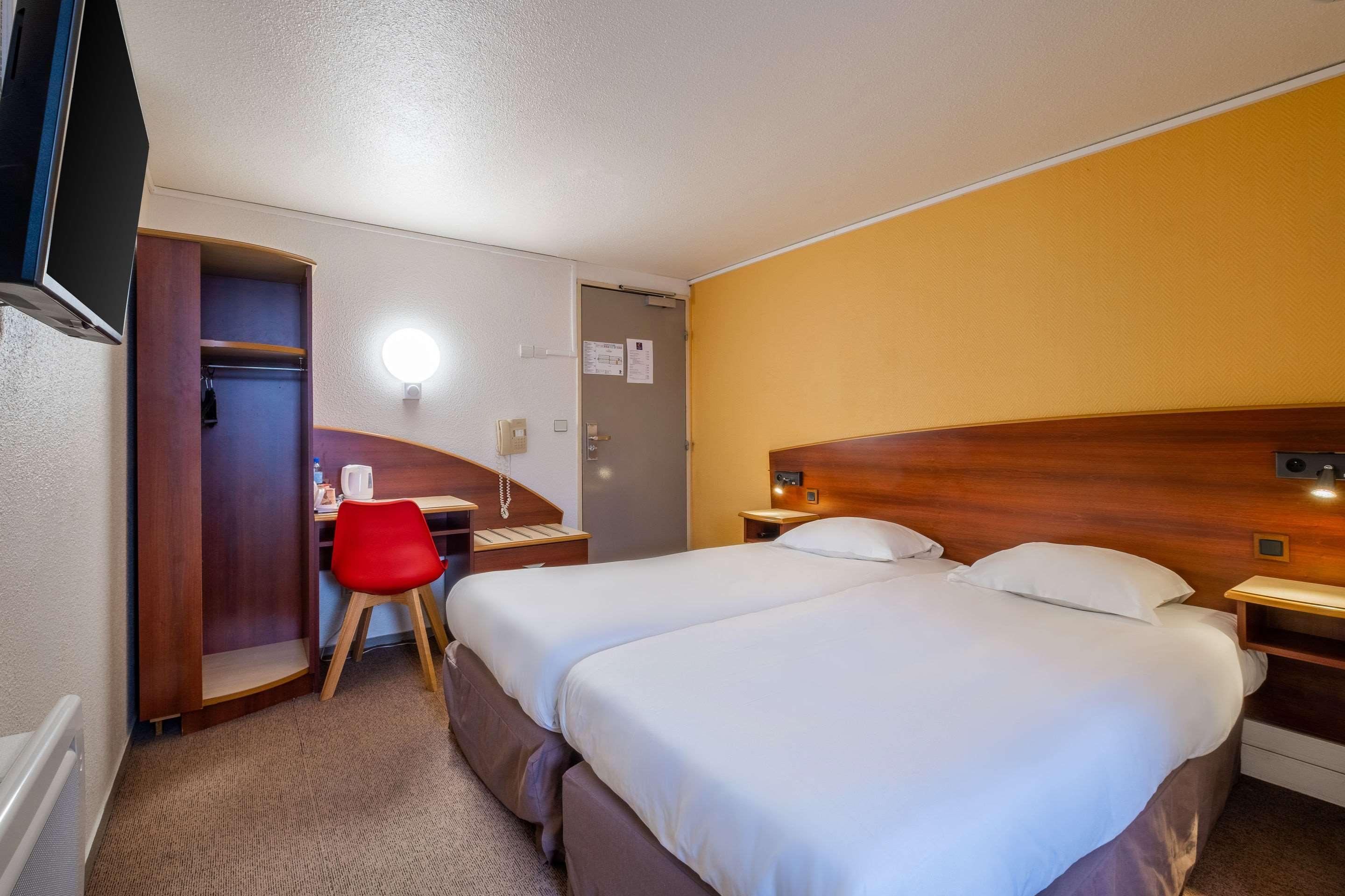 Comfort Hotel Étampes Exteriér fotografie