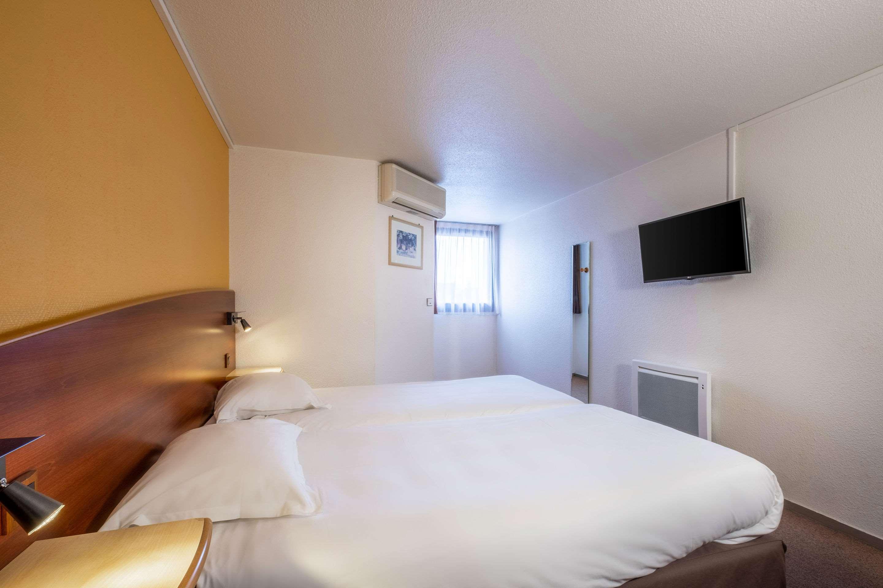 Comfort Hotel Étampes Exteriér fotografie