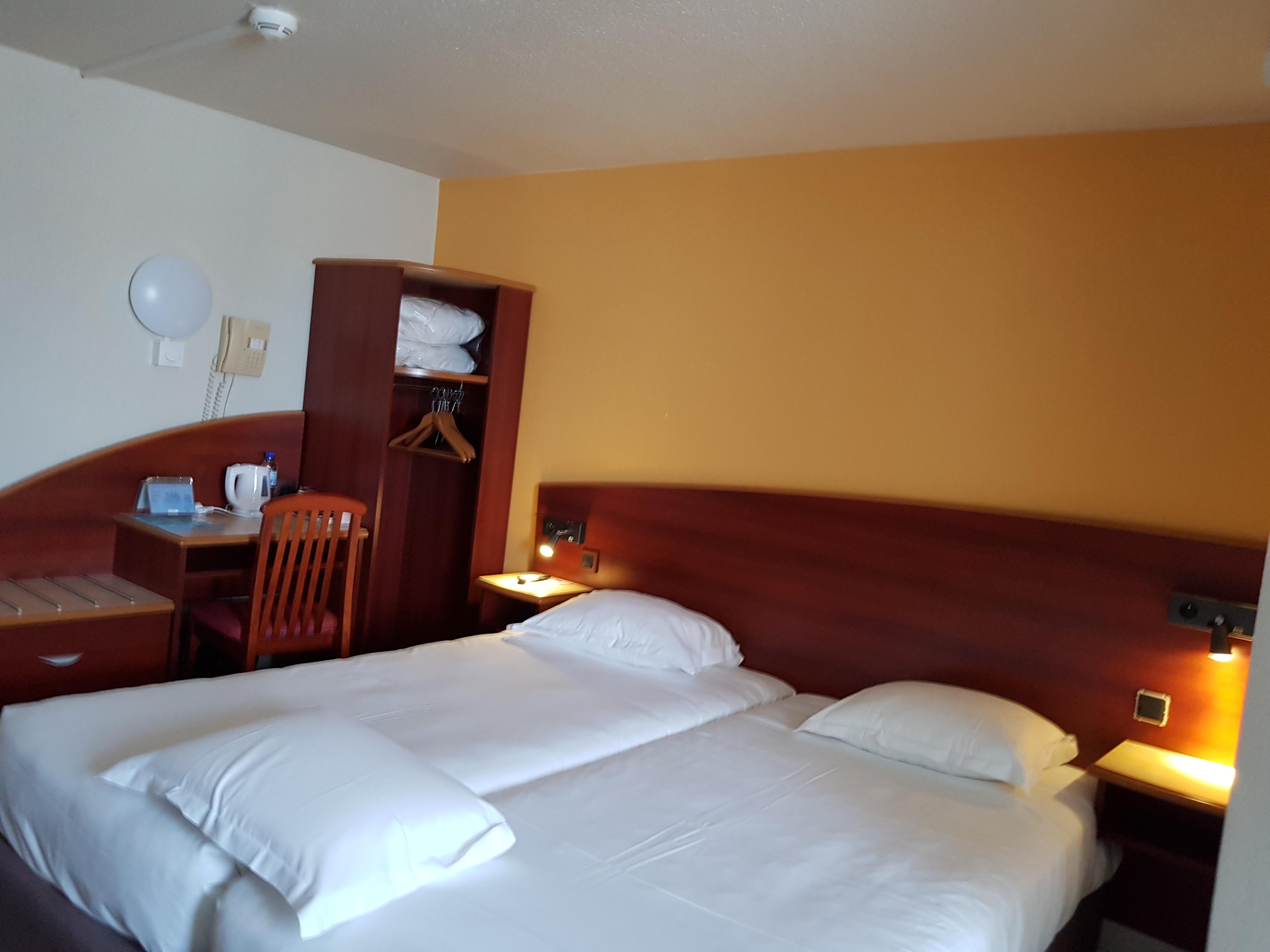 Comfort Hotel Étampes Exteriér fotografie