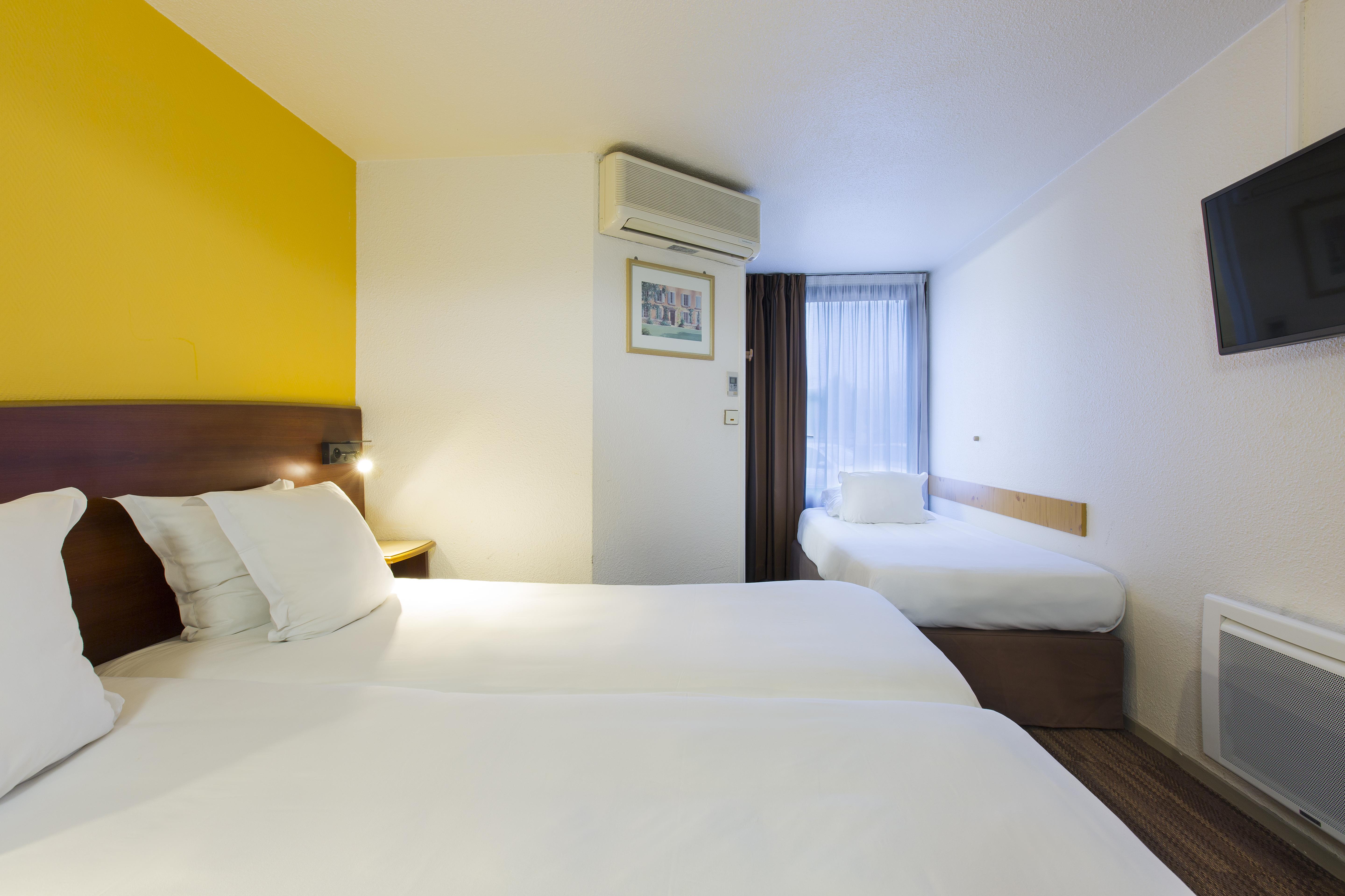 Comfort Hotel Étampes Exteriér fotografie
