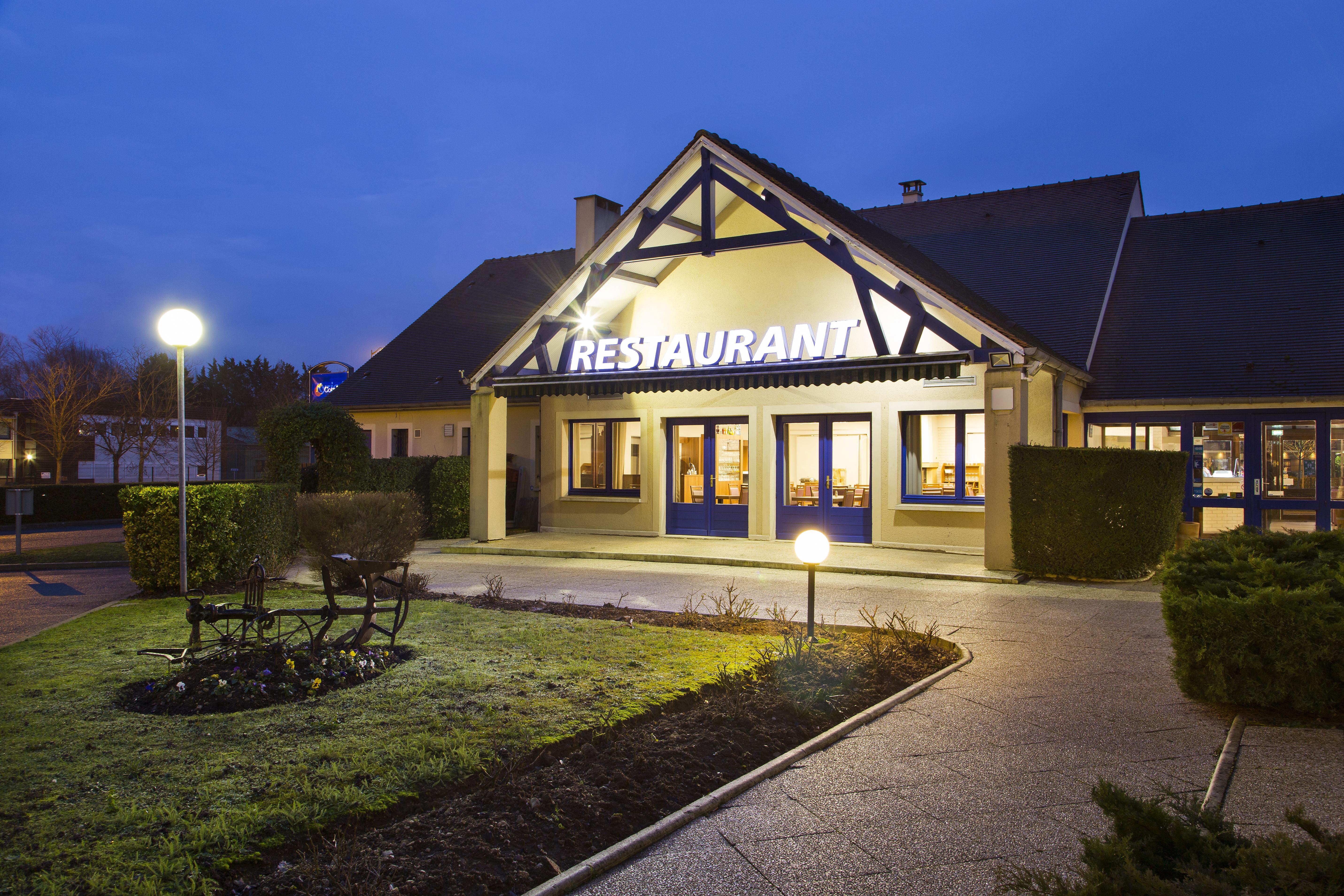 Comfort Hotel Étampes Exteriér fotografie